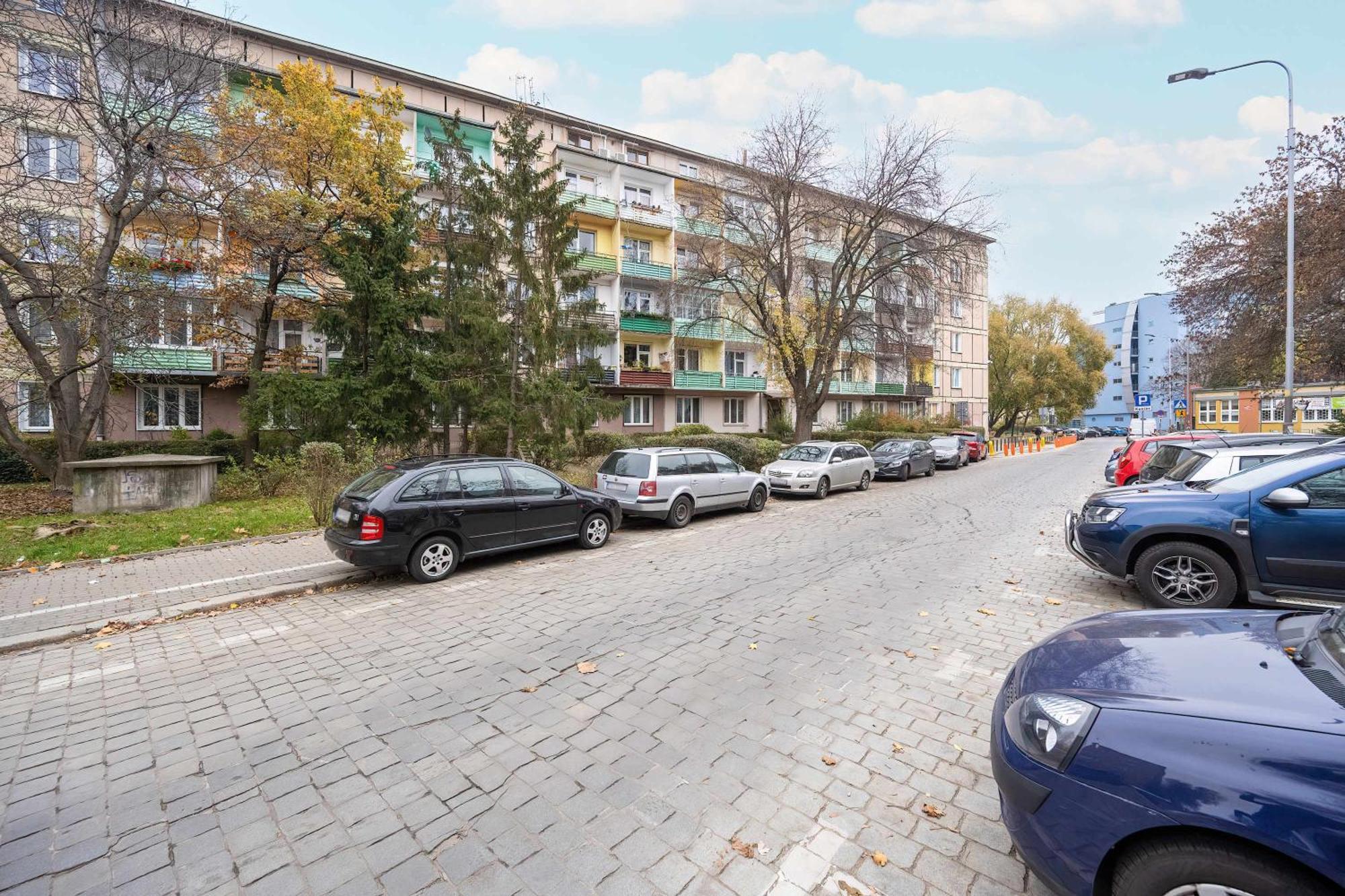 Pawlowa Stylish Apartment With Balcony & Home Office Wroclaw By Noclegi Renters Bagian luar foto