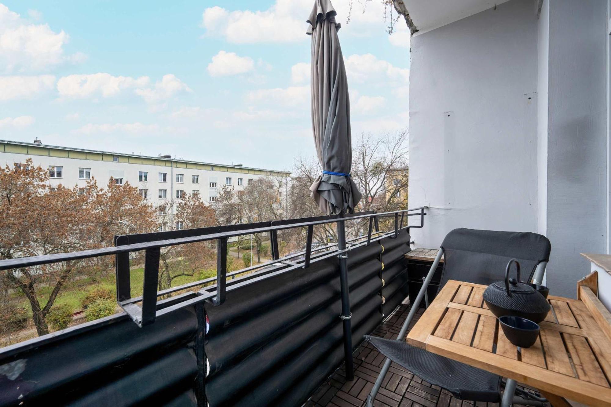 Pawlowa Stylish Apartment With Balcony & Home Office Wroclaw By Noclegi Renters Bagian luar foto