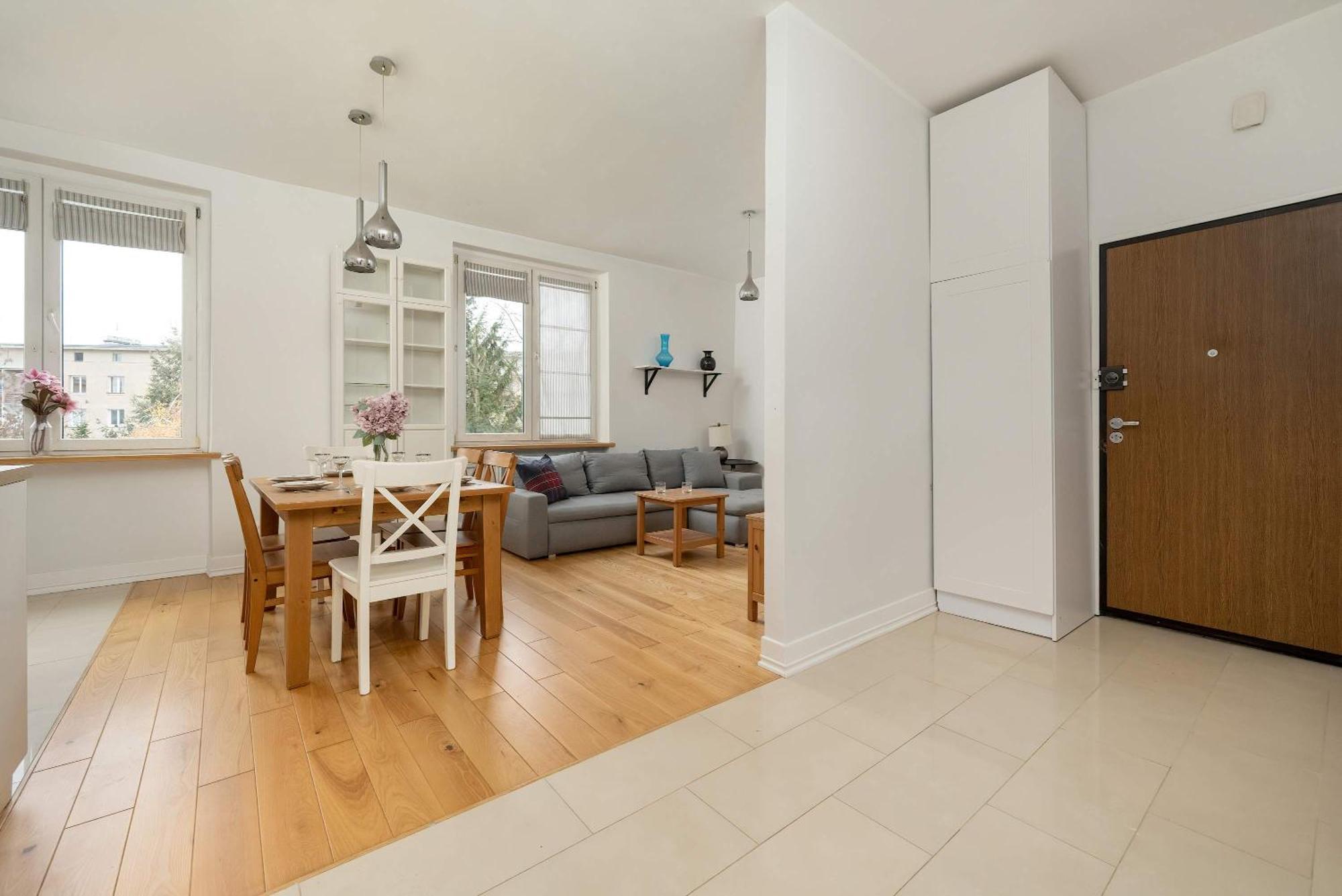 Pawlowa Stylish Apartment With Balcony & Home Office Wroclaw By Noclegi Renters Bagian luar foto