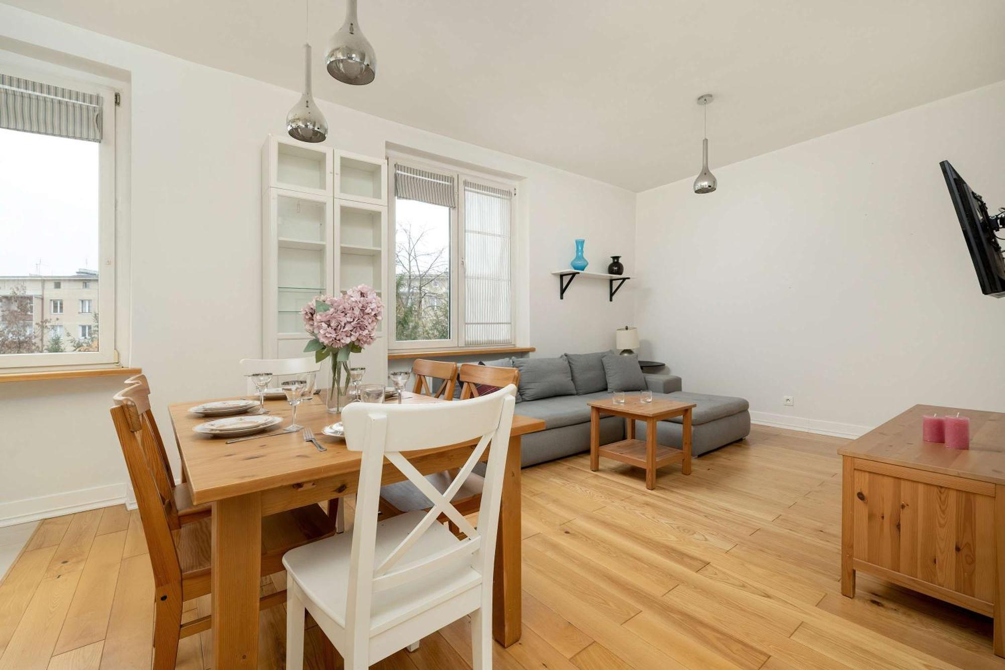 Pawlowa Stylish Apartment With Balcony & Home Office Wroclaw By Noclegi Renters Bagian luar foto