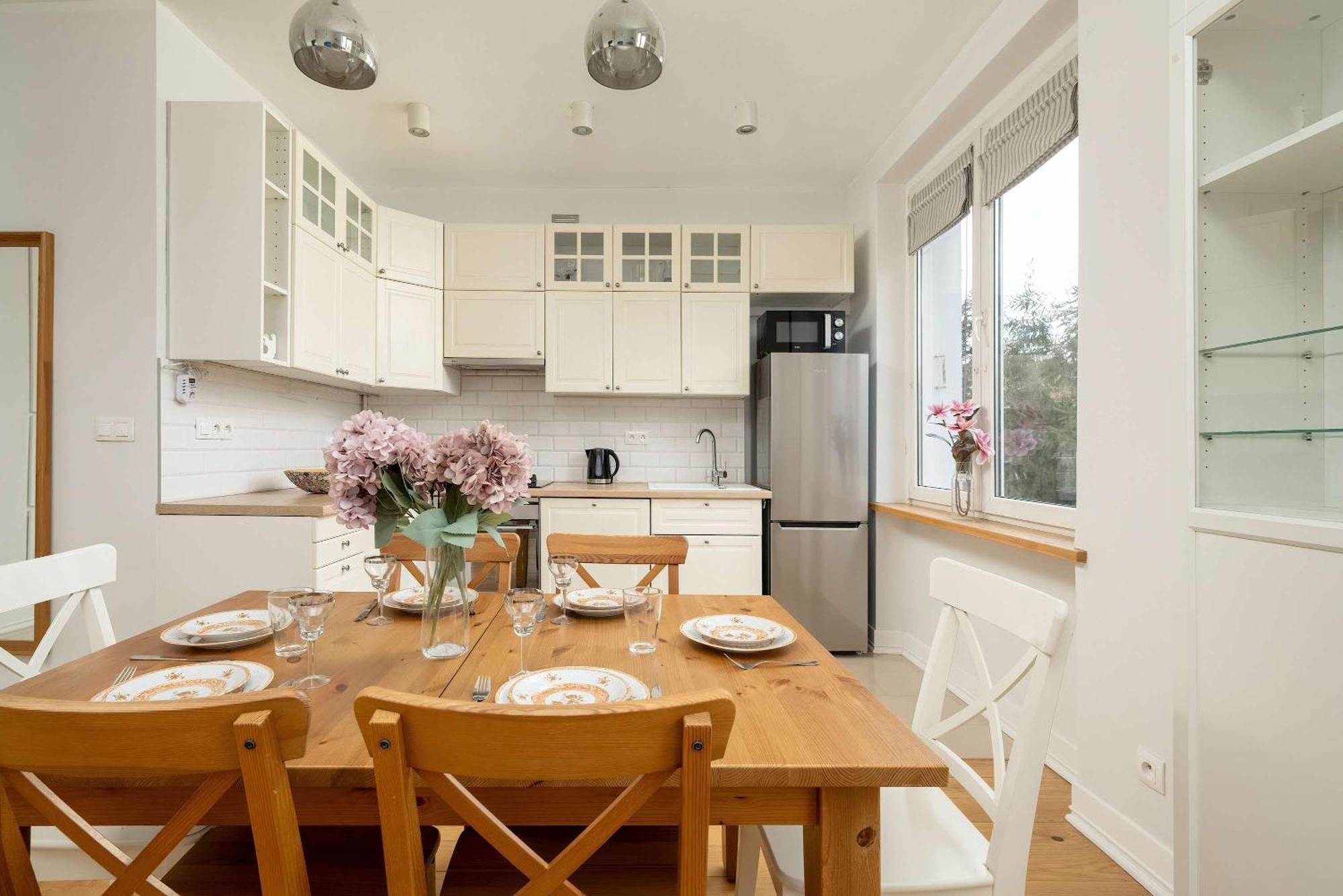 Pawlowa Stylish Apartment With Balcony & Home Office Wroclaw By Noclegi Renters Bagian luar foto